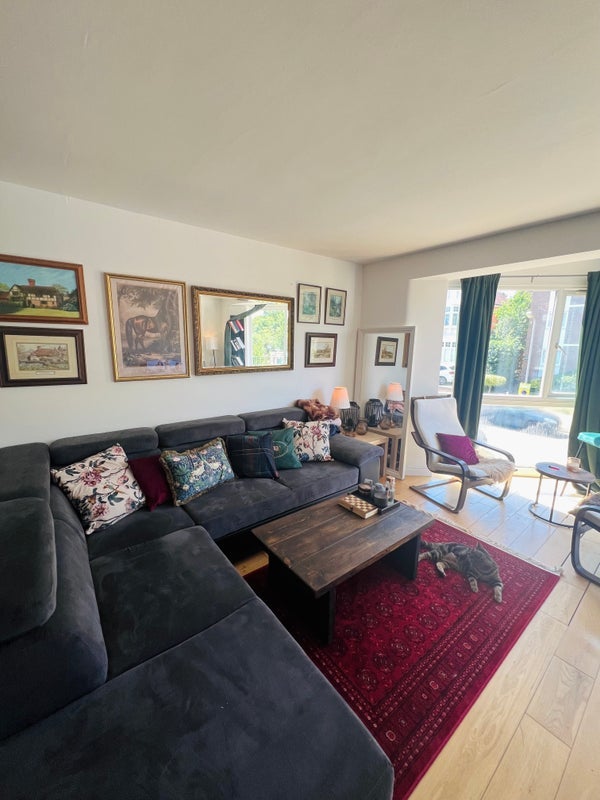 Room Eglington Road in Greater London
