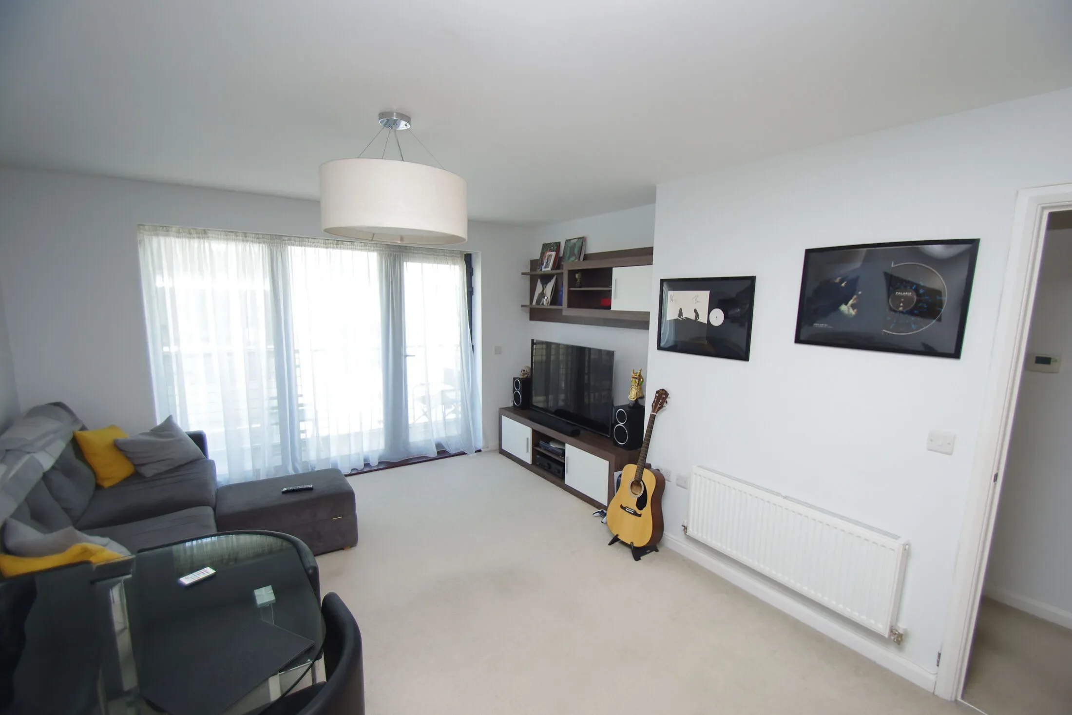 Flat Clarendon Road in Watford