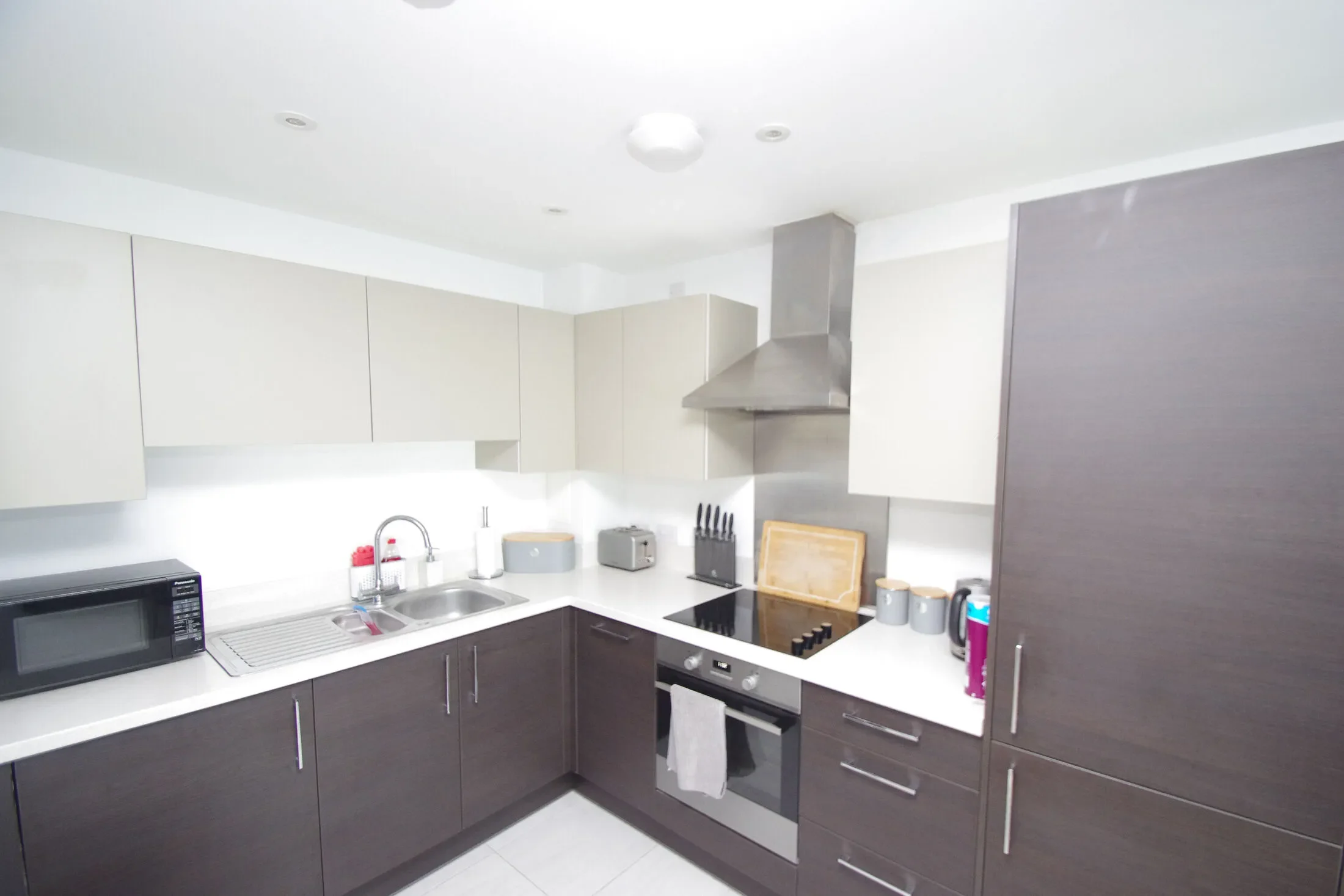 Flat Clarendon Road in Watford