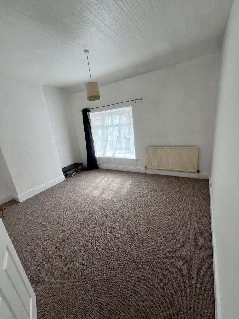 House Hugh Road in Sandwell