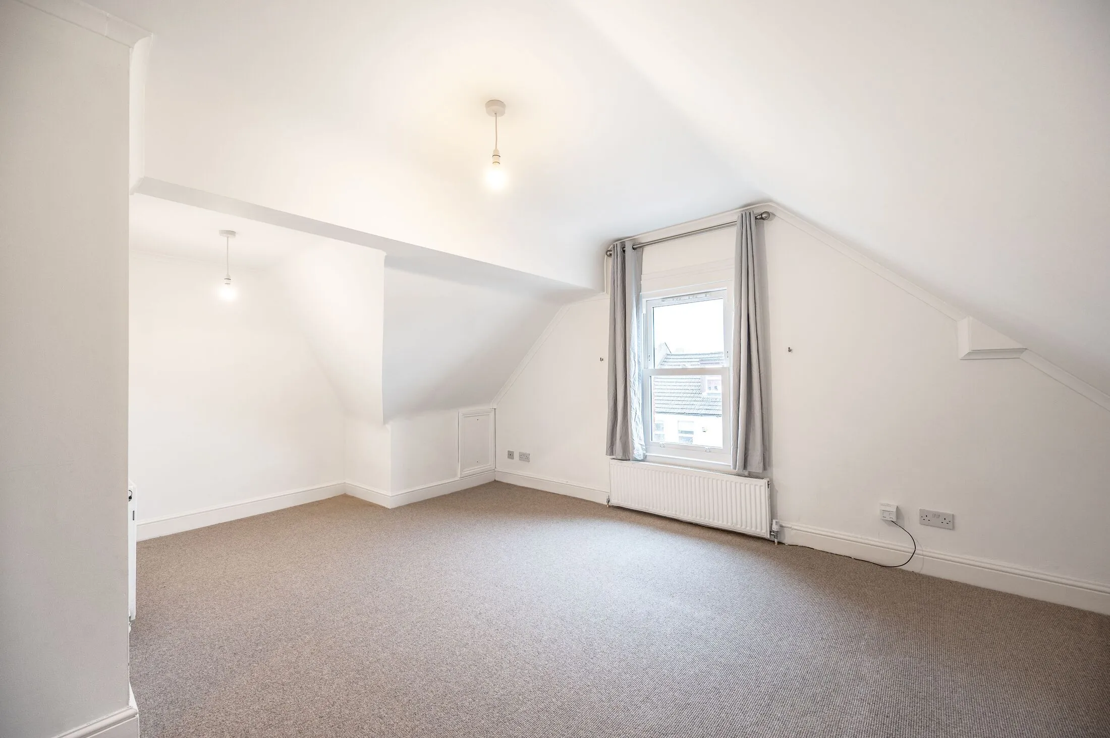Flat Salisbury Road in Greater London