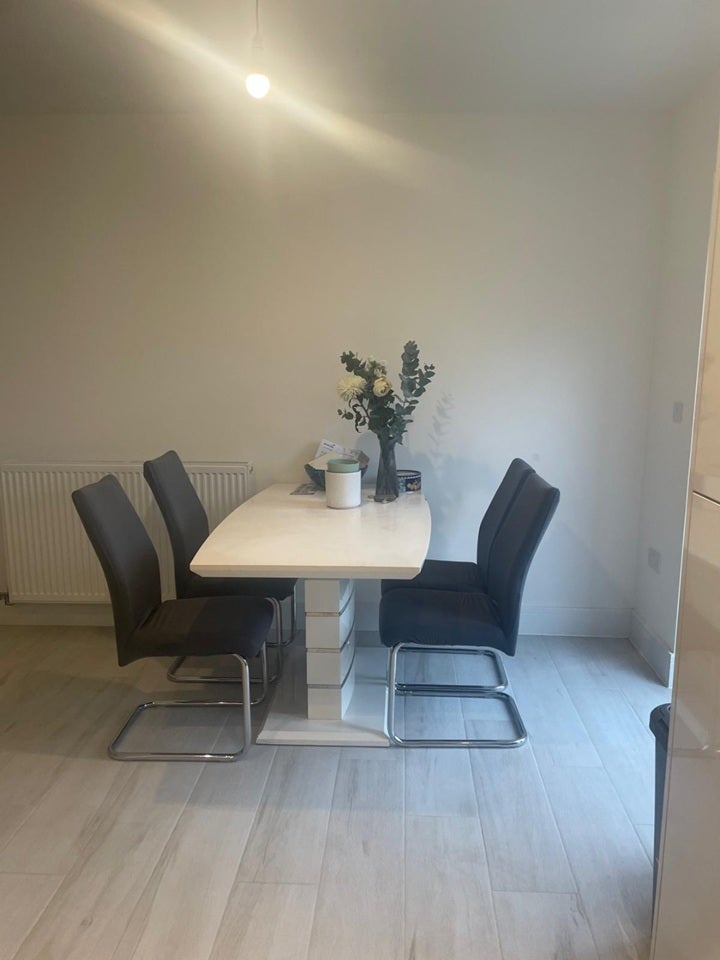Room Chadwell Road in Tilbury