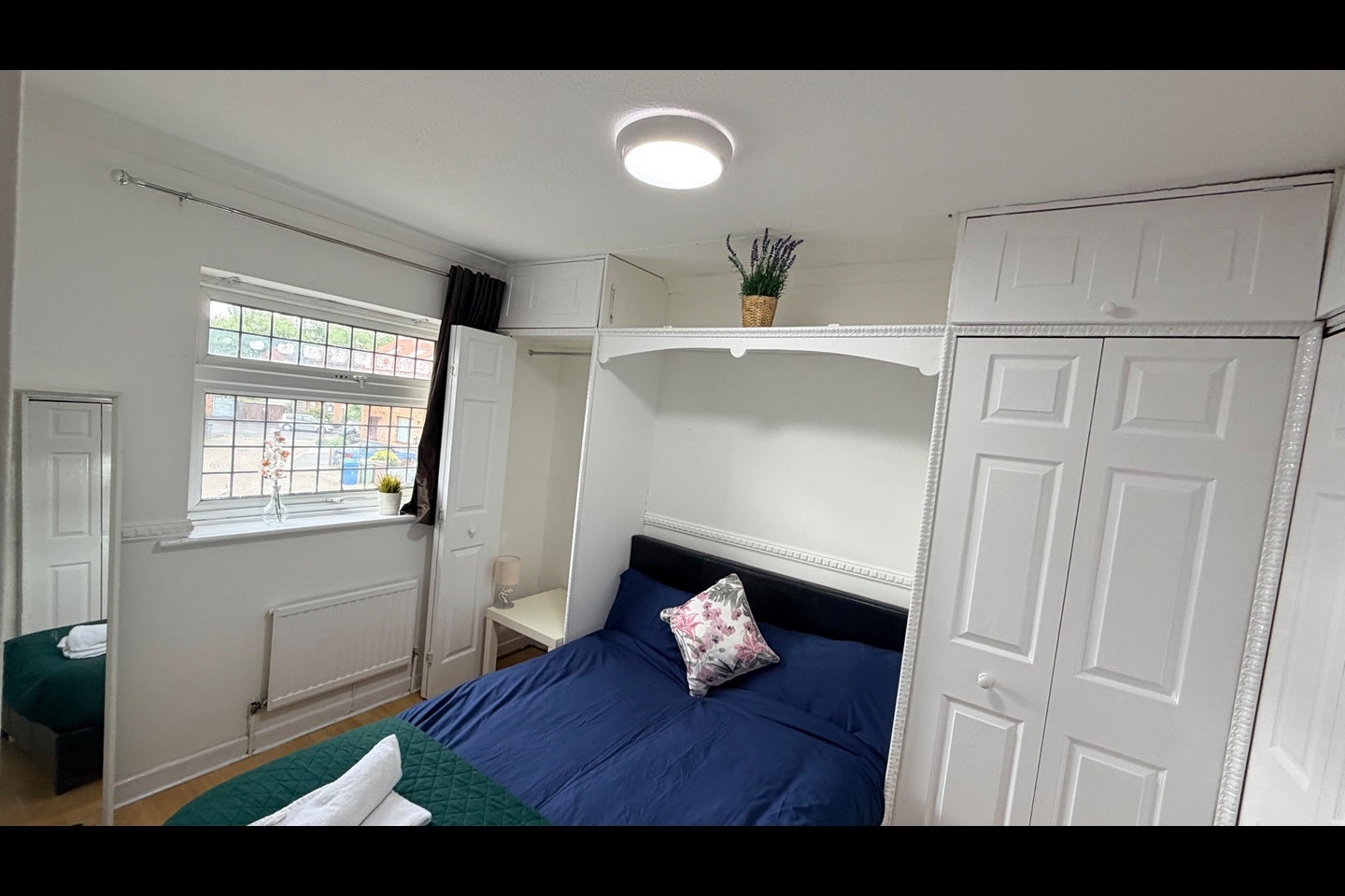 Room Lovell Place in Greater London