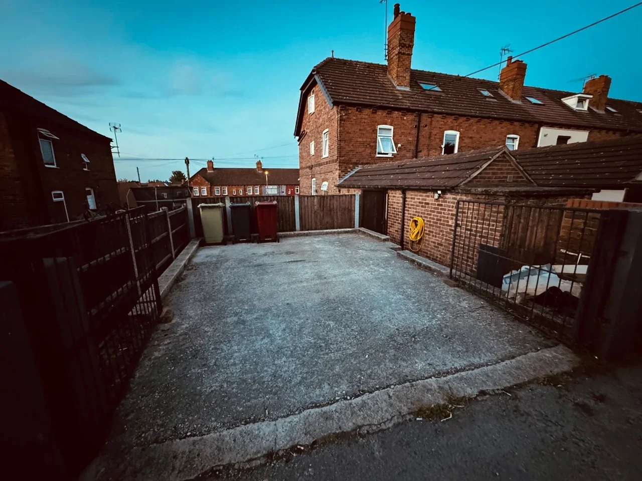 Room Central Drive in Shirebrook