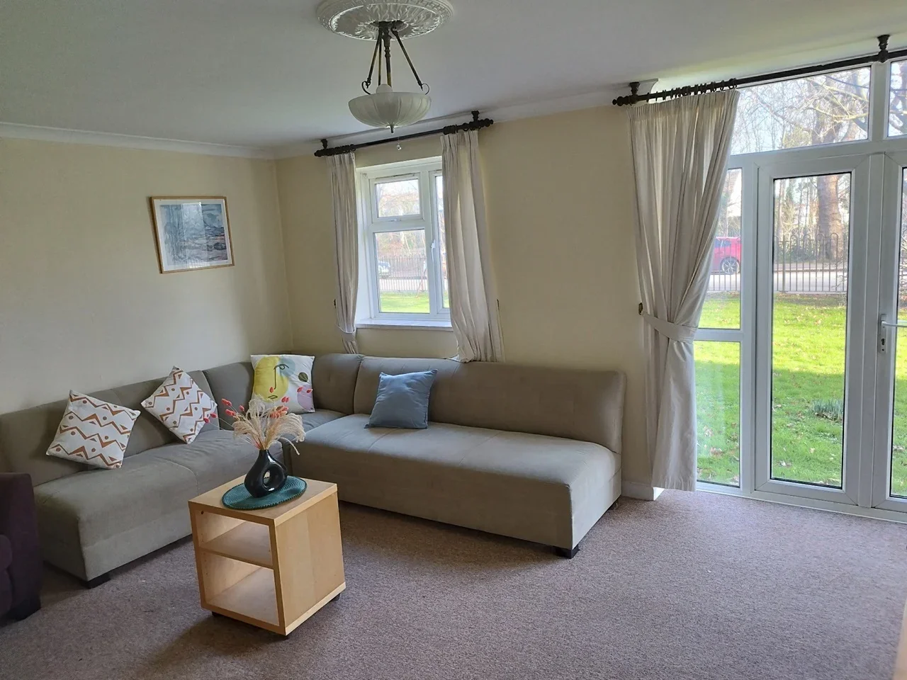 Flat Spencer Park in Greater London