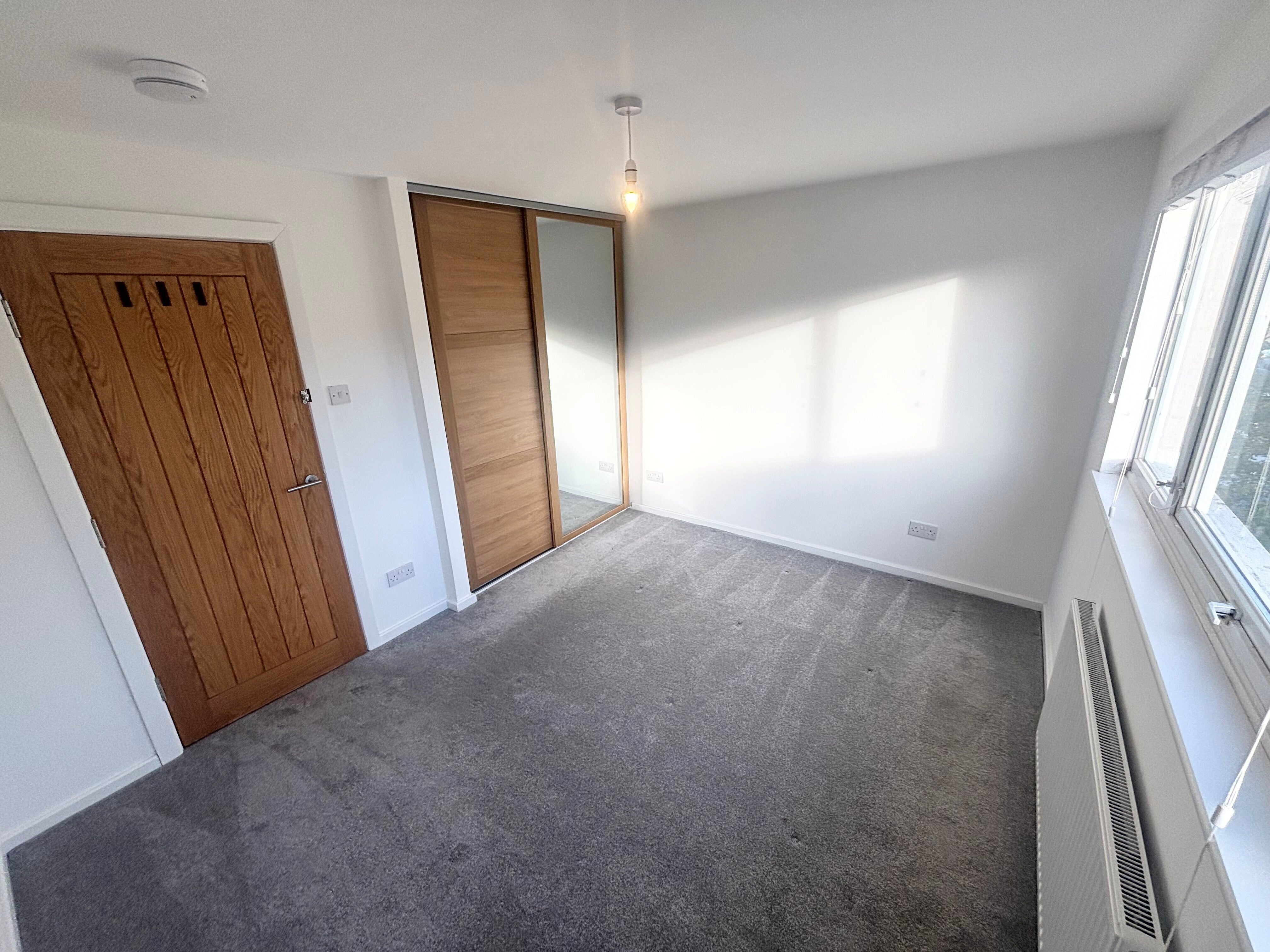 Flat Remburn Gardens in Warwick