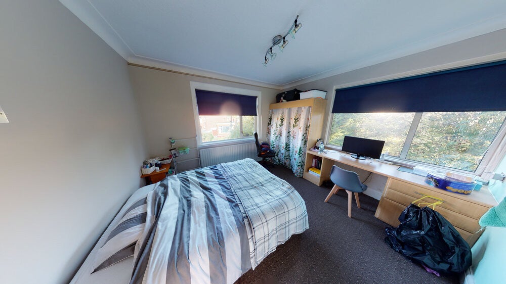Flat Ash Crescent in Leeds