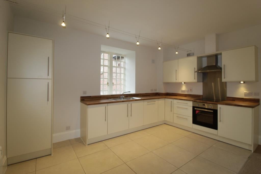 Flat Claremont Hill in Shrewsbury
