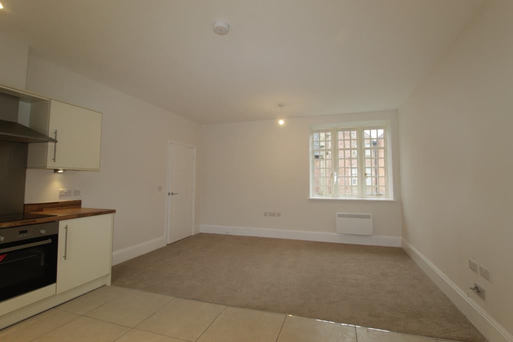 Flat Claremont Hill in Shrewsbury
