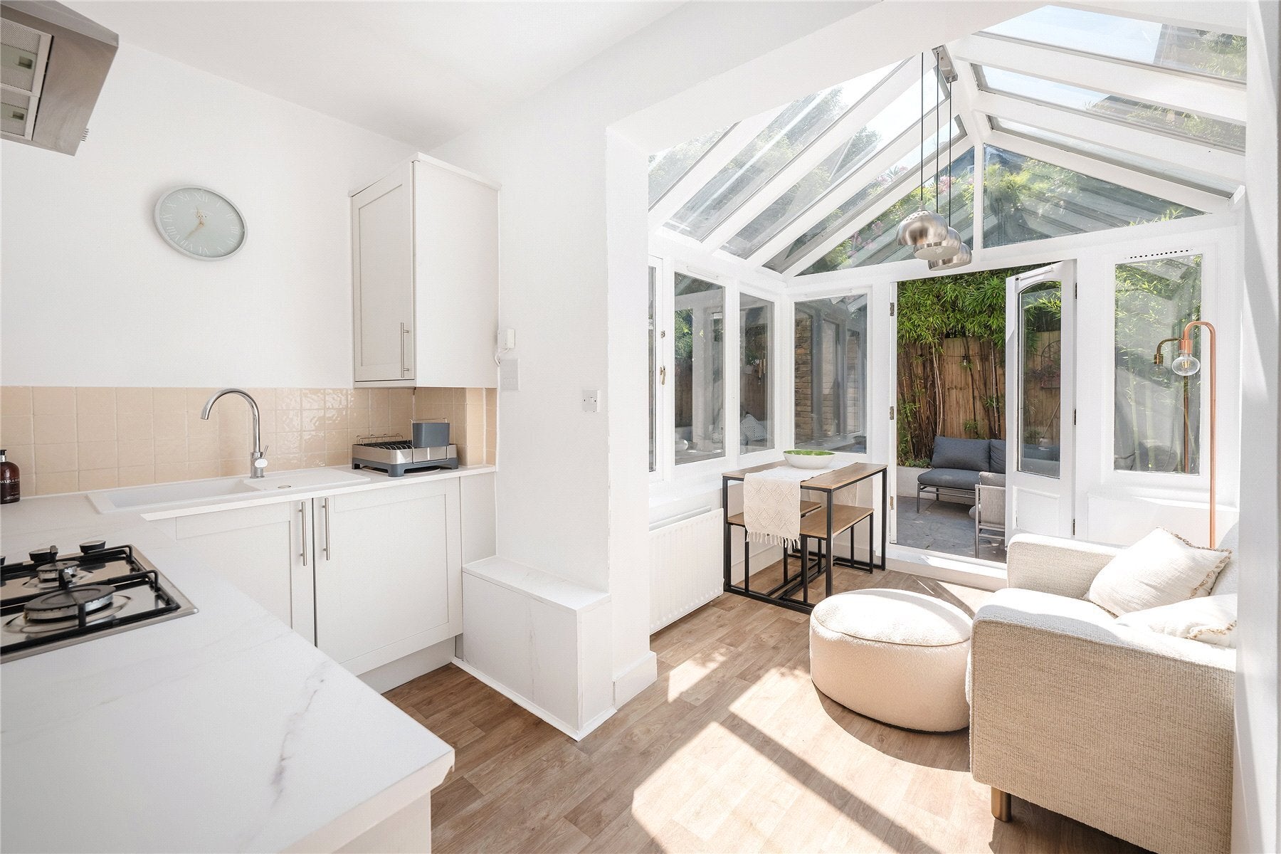 Flat Margate Road in Greater London