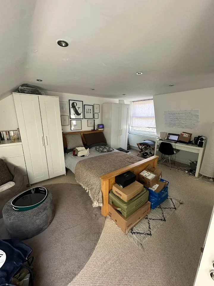 Room Wandsworth Bridge Road in Greater London