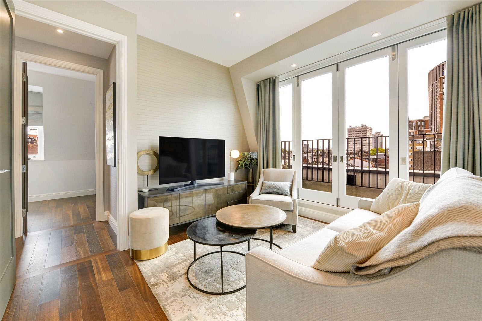 Flat Cuthbert Street in City of Westminster