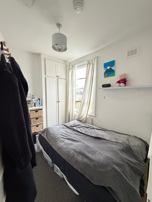 Flat Portnall Road in City of Westminster
