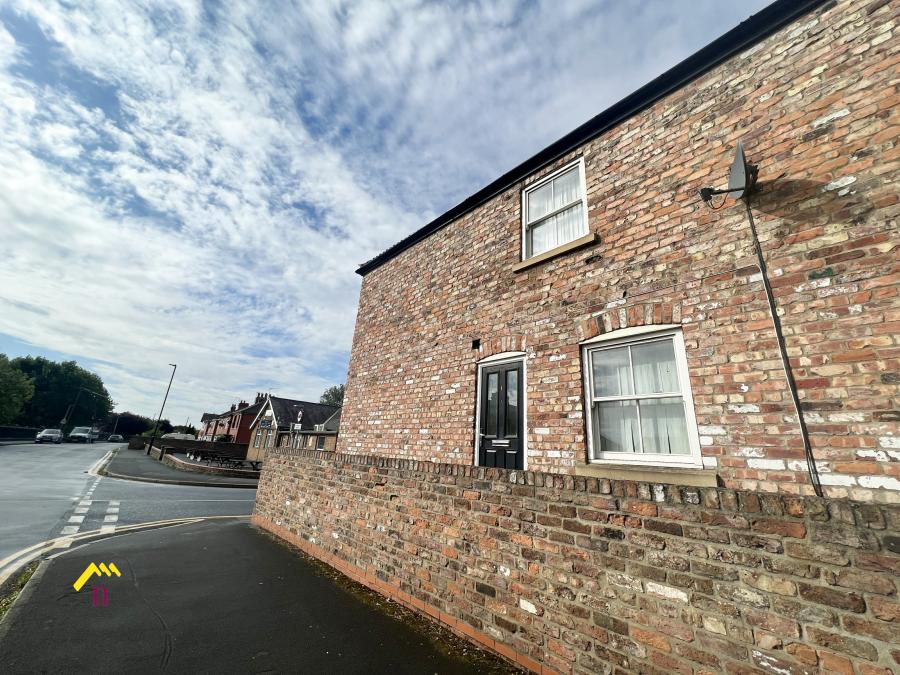 Flat Southfield Road in Doncaster