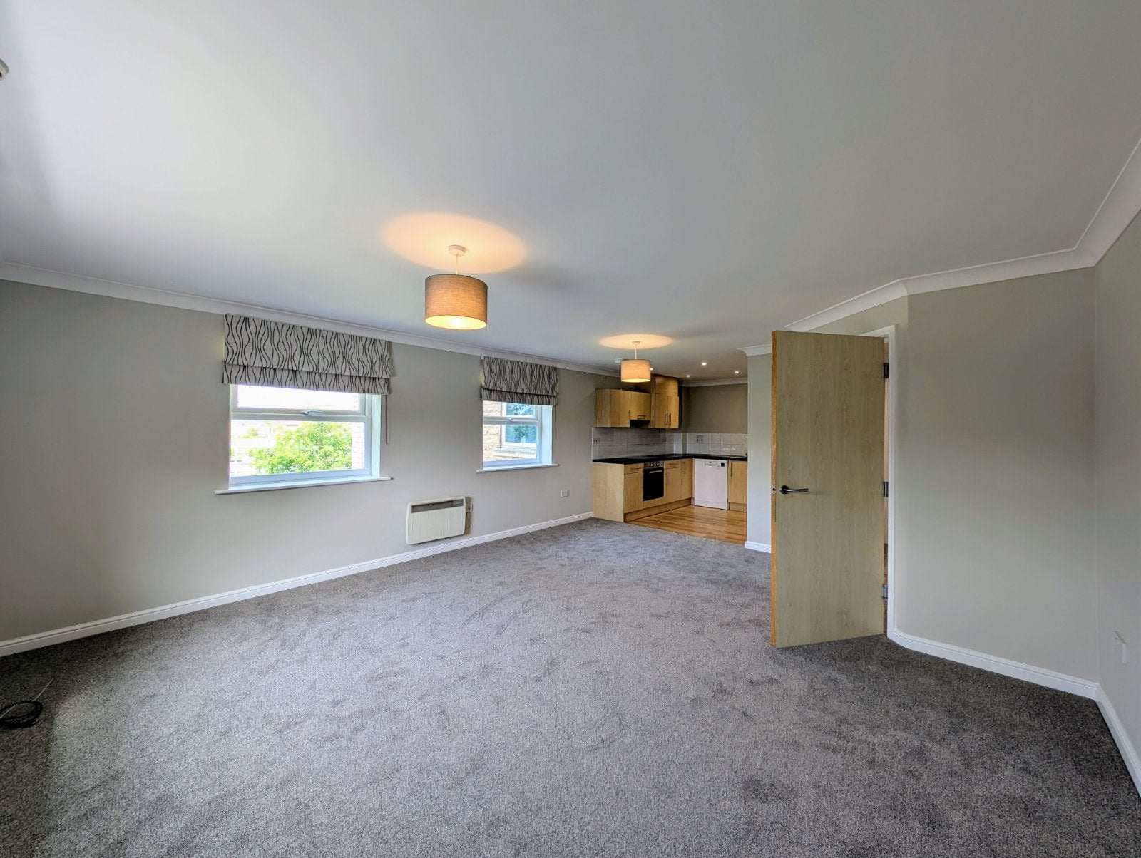 Flat Hayfield Way in Wakefield