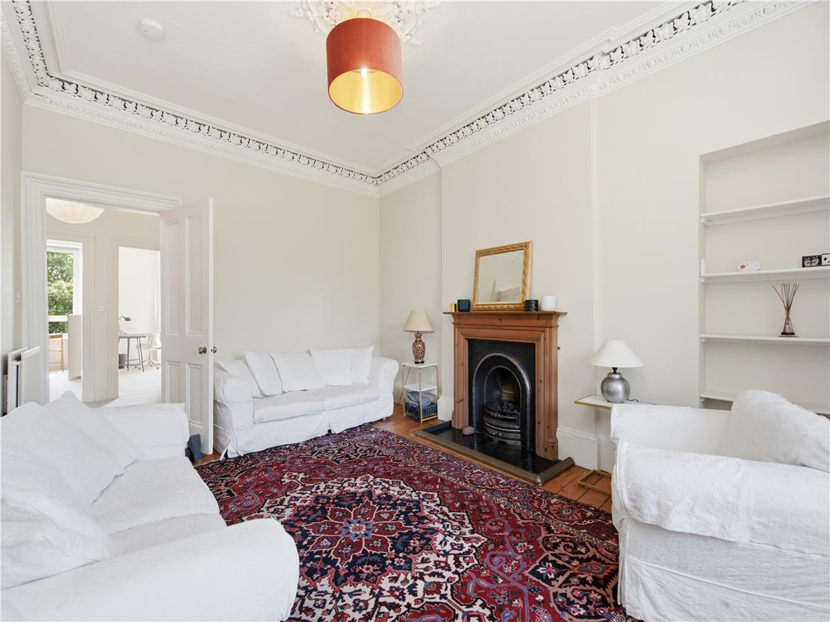 Flat Melville Terrace in City of Edinburgh