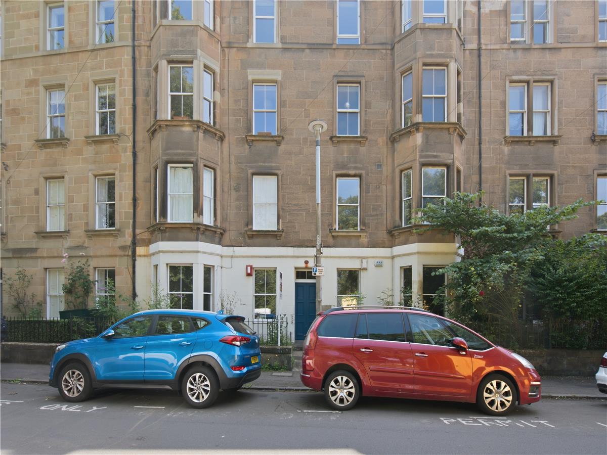 Flat Melville Terrace in City of Edinburgh