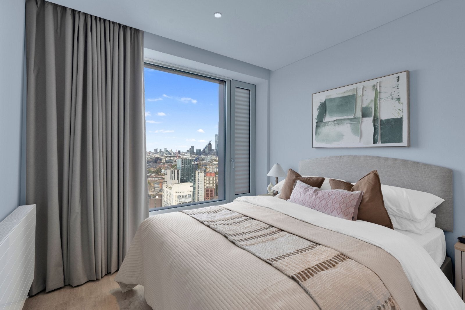 Flat Elephant and Castle in Greater London