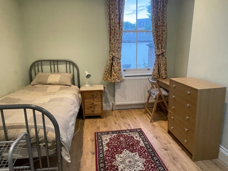 Room Legard Road in Greater London