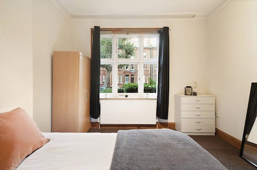 Room Randolph Avenue in City of Westminster