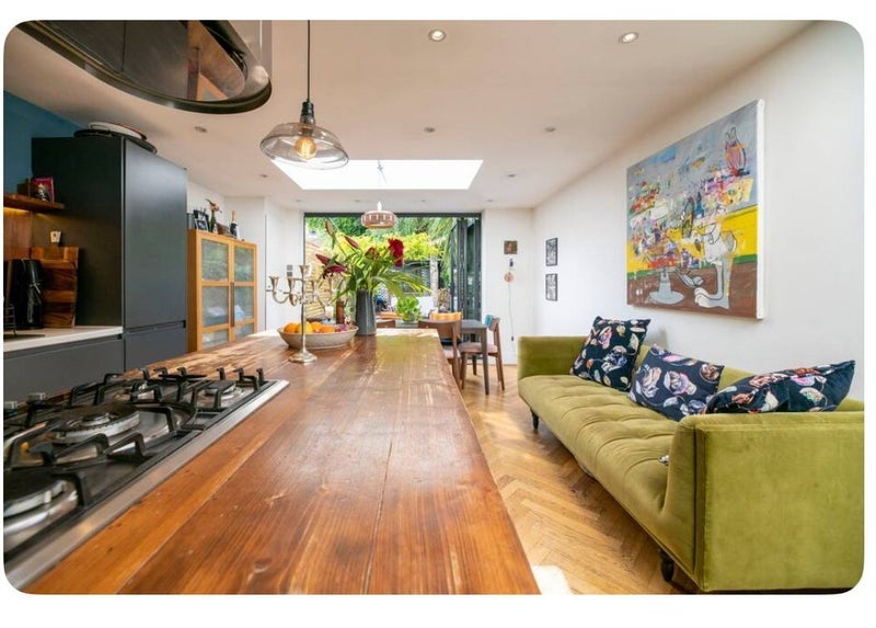 Room Green Lanes in Greater London