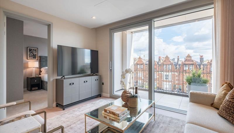 Flat TOTTERIDGE COMMON in London