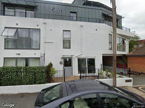 Flat Windsor Close in Greater London