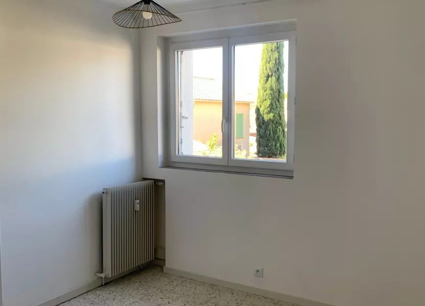 Appartement Rue de Grézan à Nîmes