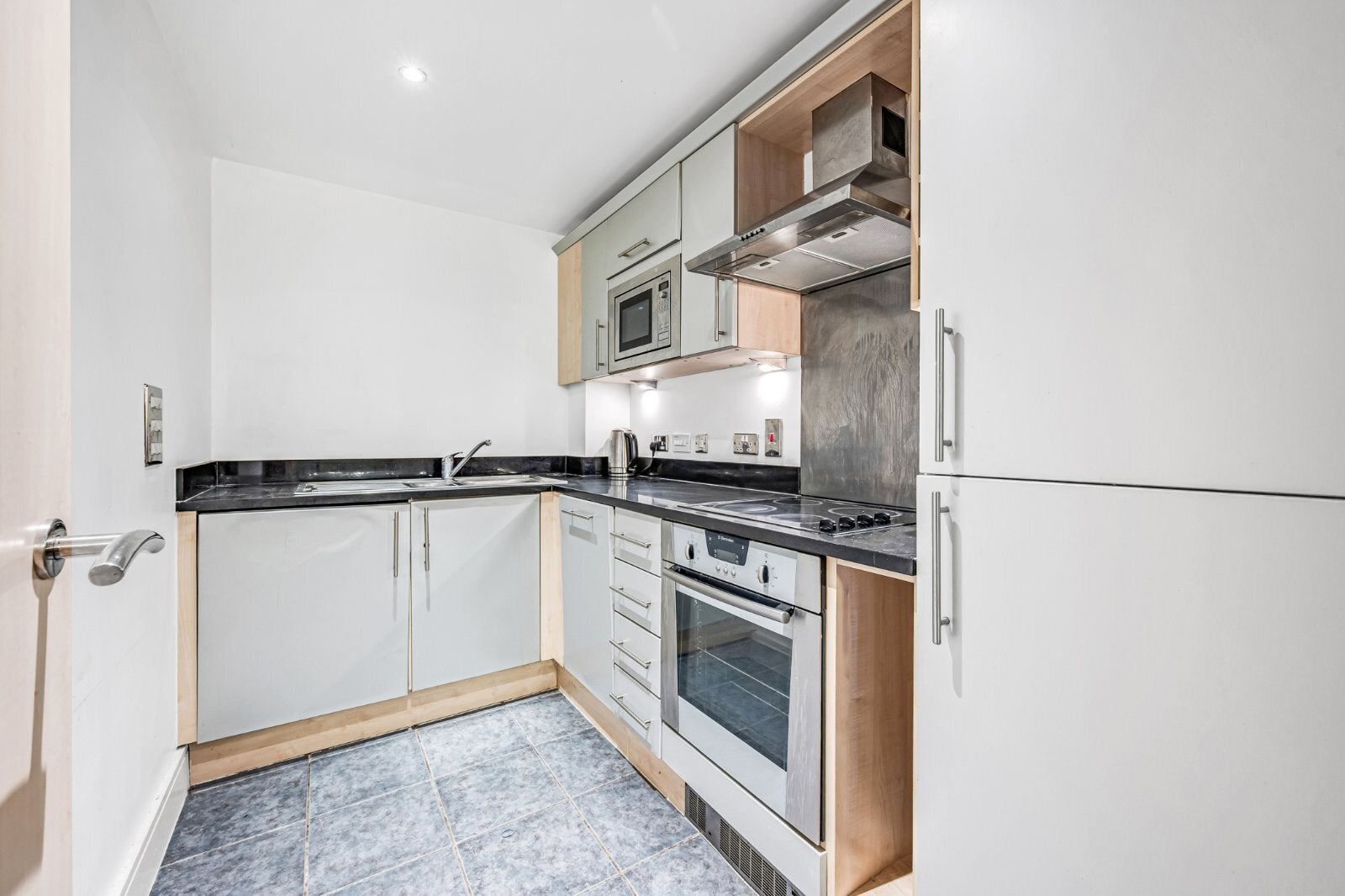 Flat Marlborough Road in Greater London