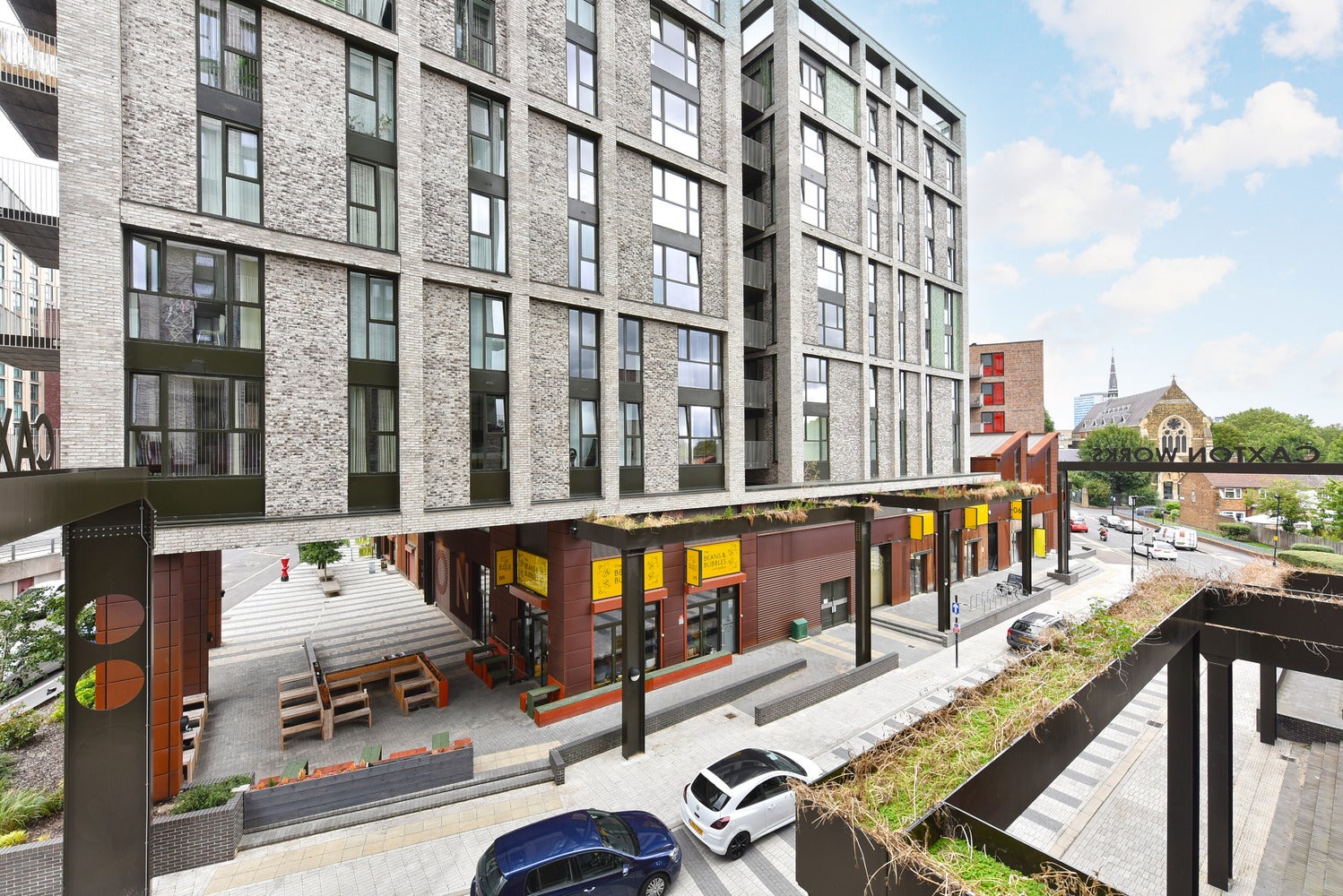 Flat Caxton Street North in Greater London