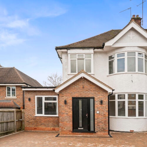 House Great North Way in Greater London