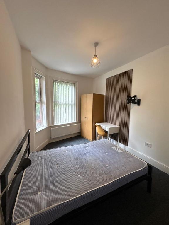House Carill Drive in Manchester