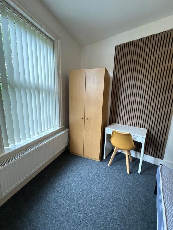 House Carill Drive in Manchester