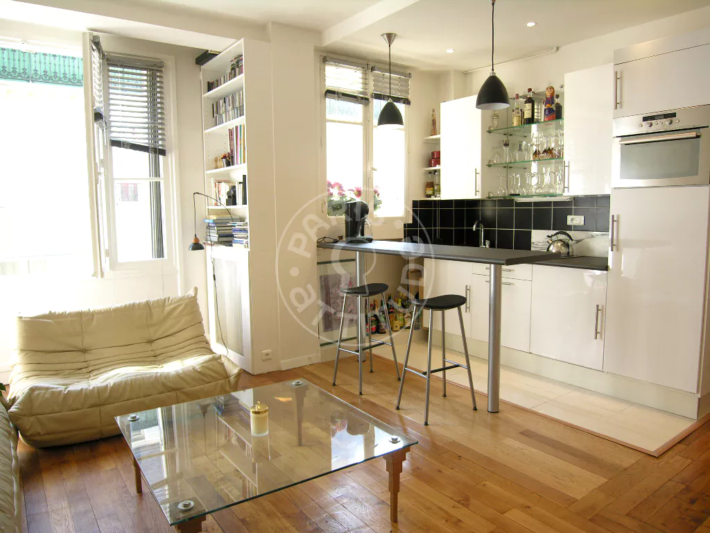 Flat Rue Volta in Paris
