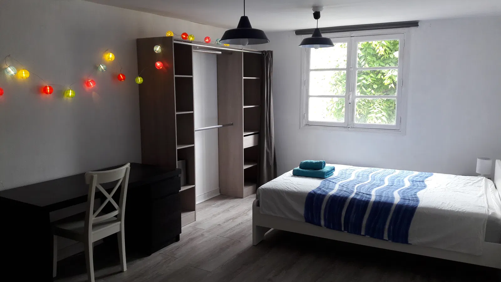 Chambre Rue Jules Favre à Tours
