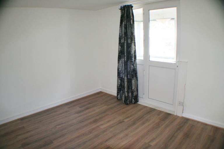 Flat Albemarle Road in Norwich