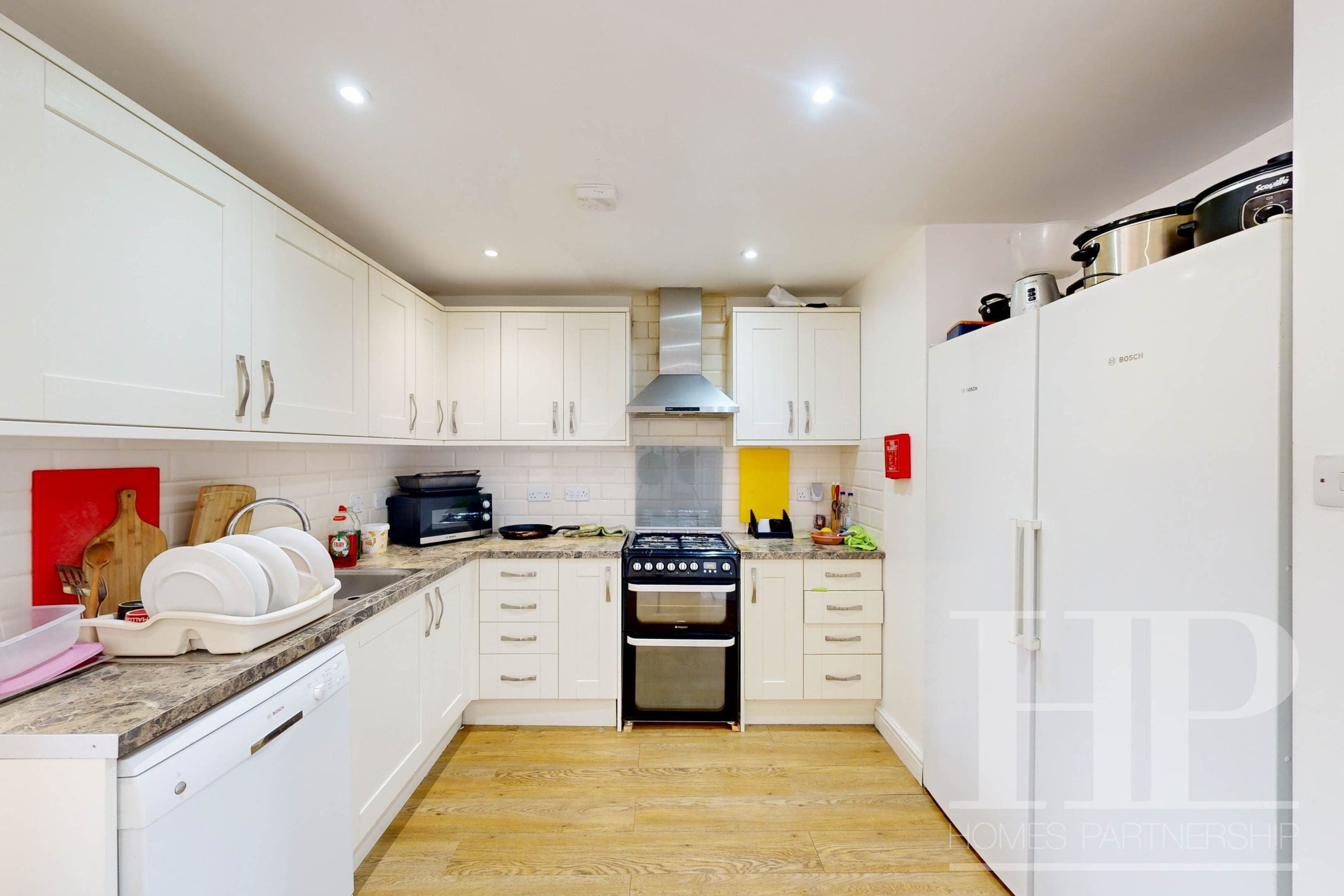 Room Friars Rookery in Crawley