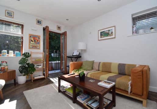 Flat Allerton Park in Leeds