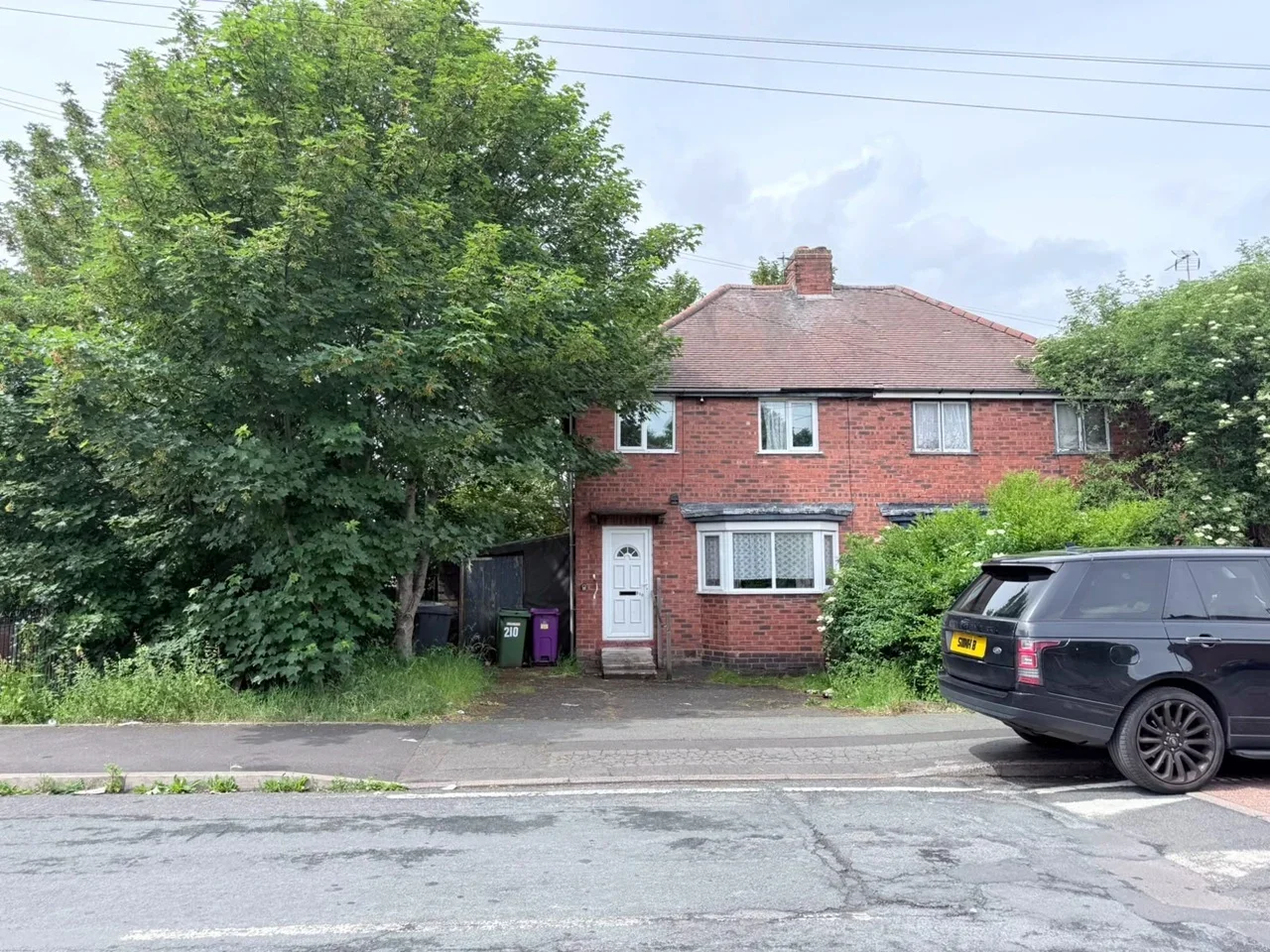 House Hawksford Crescent in Wolverhampton