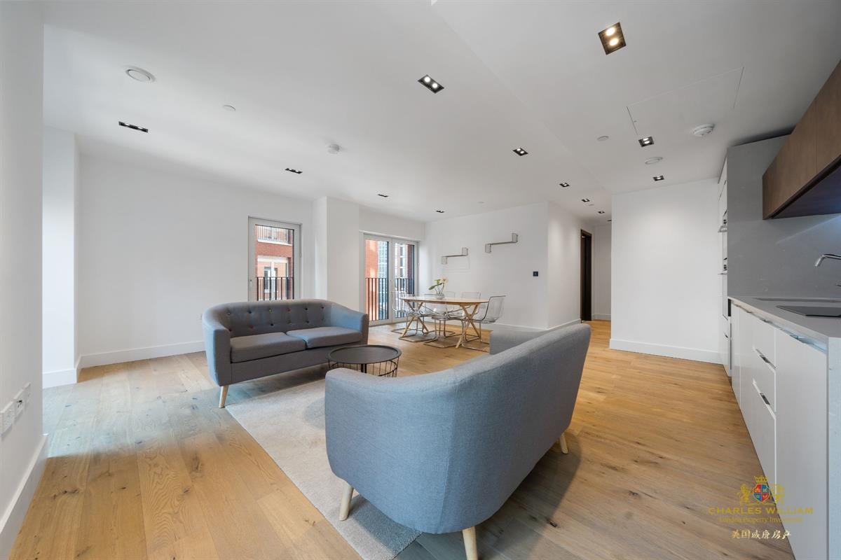 Flat Exchange Gardens in Greater London