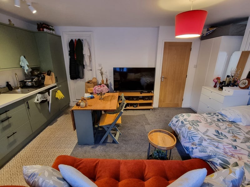 Room Mayfield Park North in Bristol