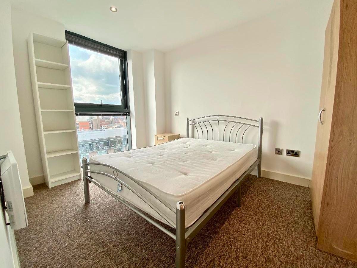 Flat Windrush Way in Sheffield