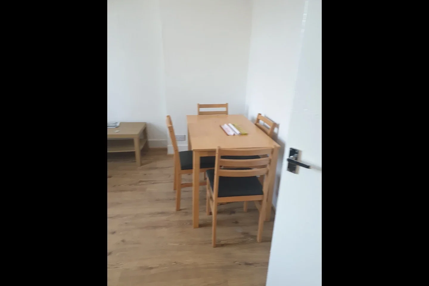 Flat Chandos Road in Greater London