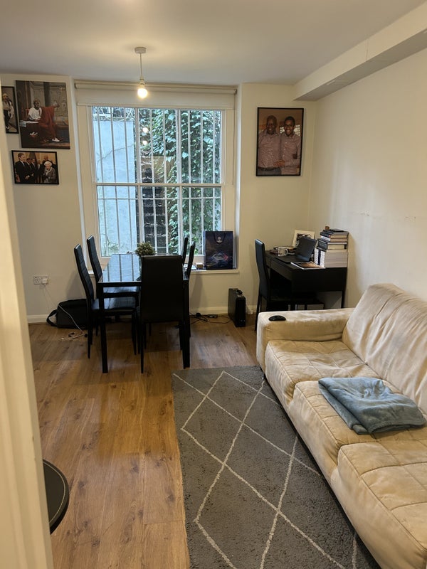 Room Leinster Square in City of Westminster