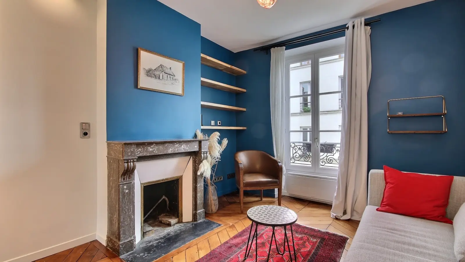 Flat Rue de Paradis in Paris