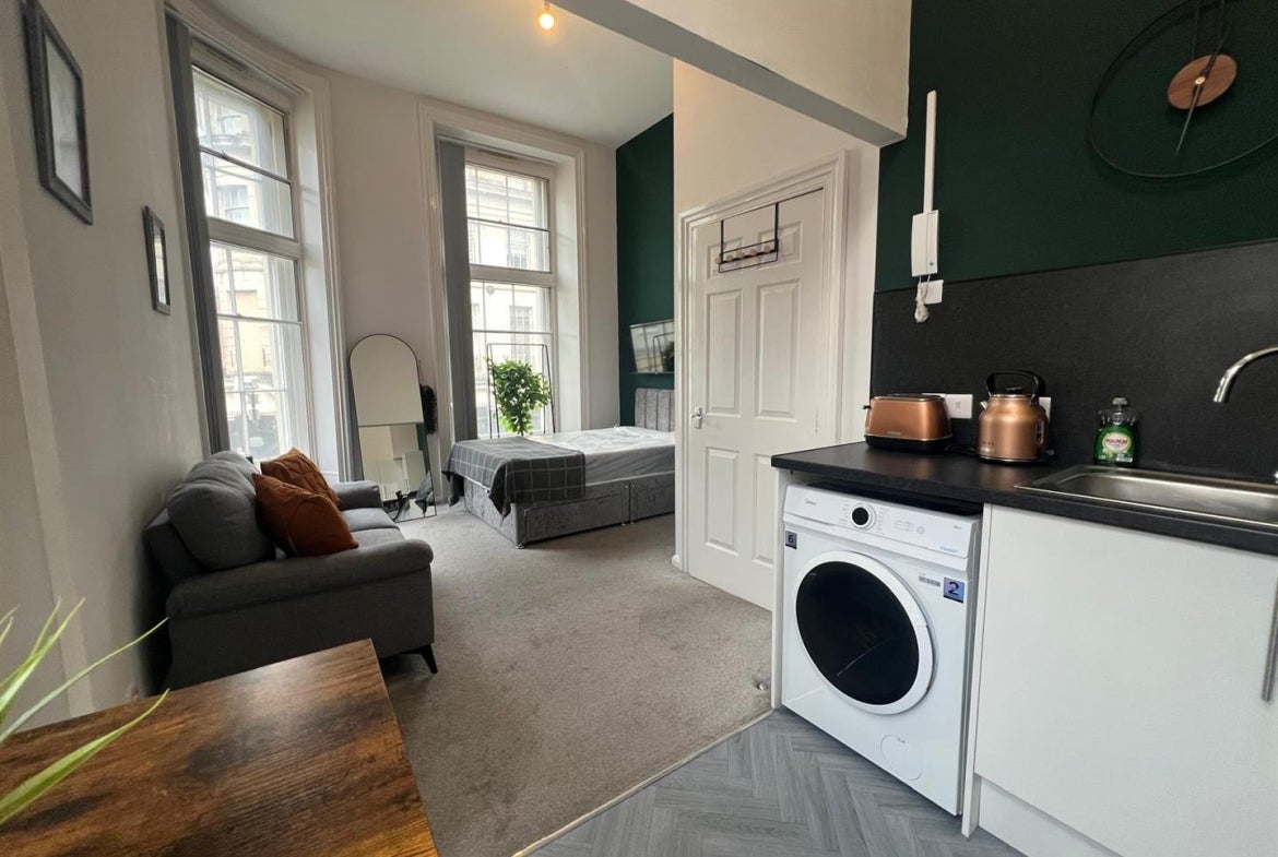 Flat Fenkle Street in Newcastle upon Tyne