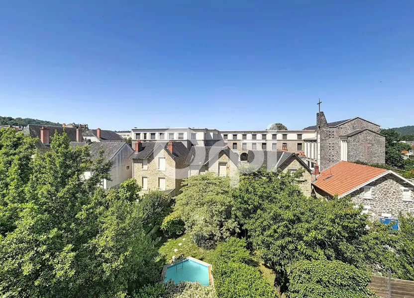 Flat Boulevard Henri de Jouvenel in Brive-la-Gaillarde