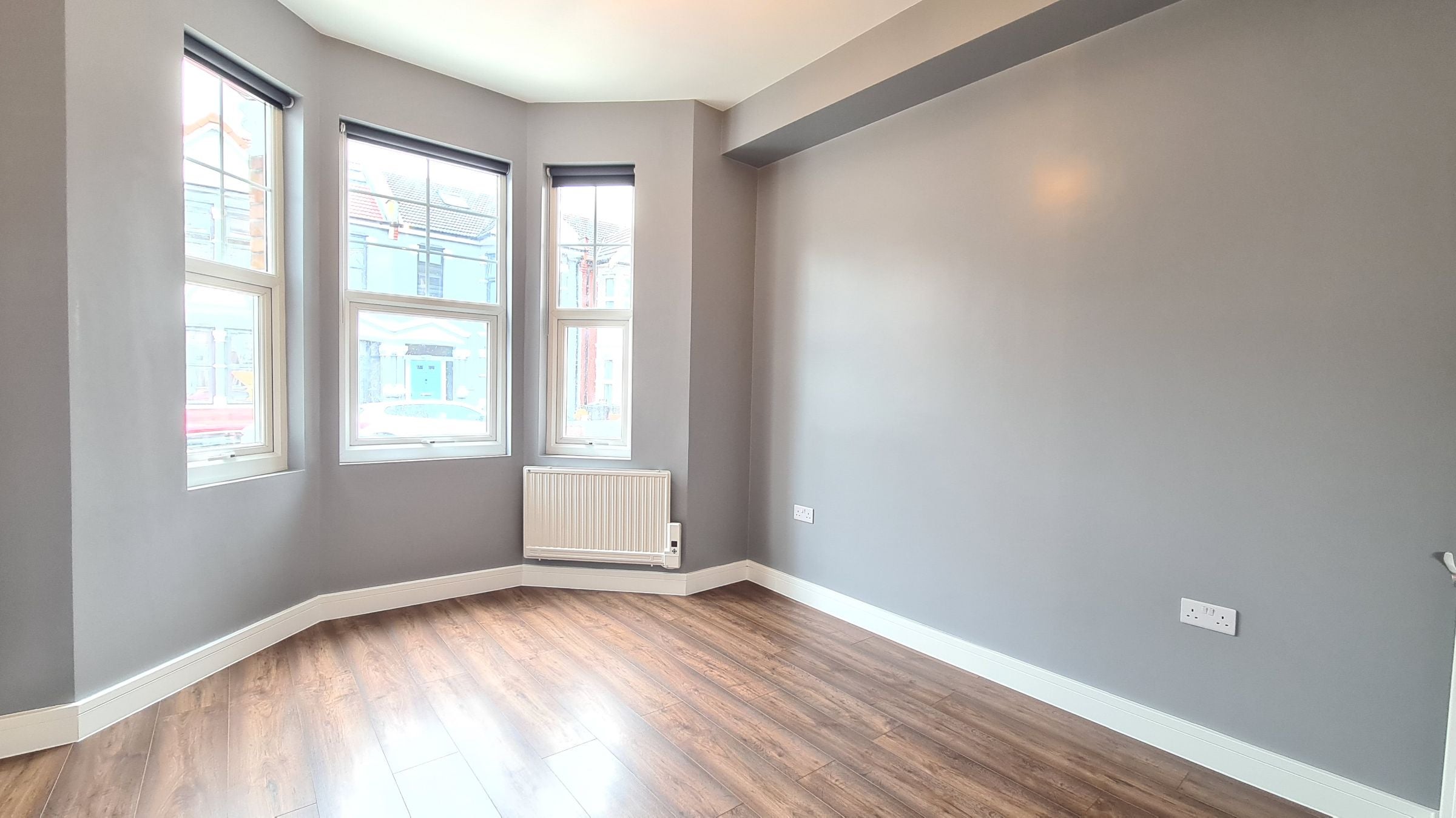 Room Avonwick Road in Greater London