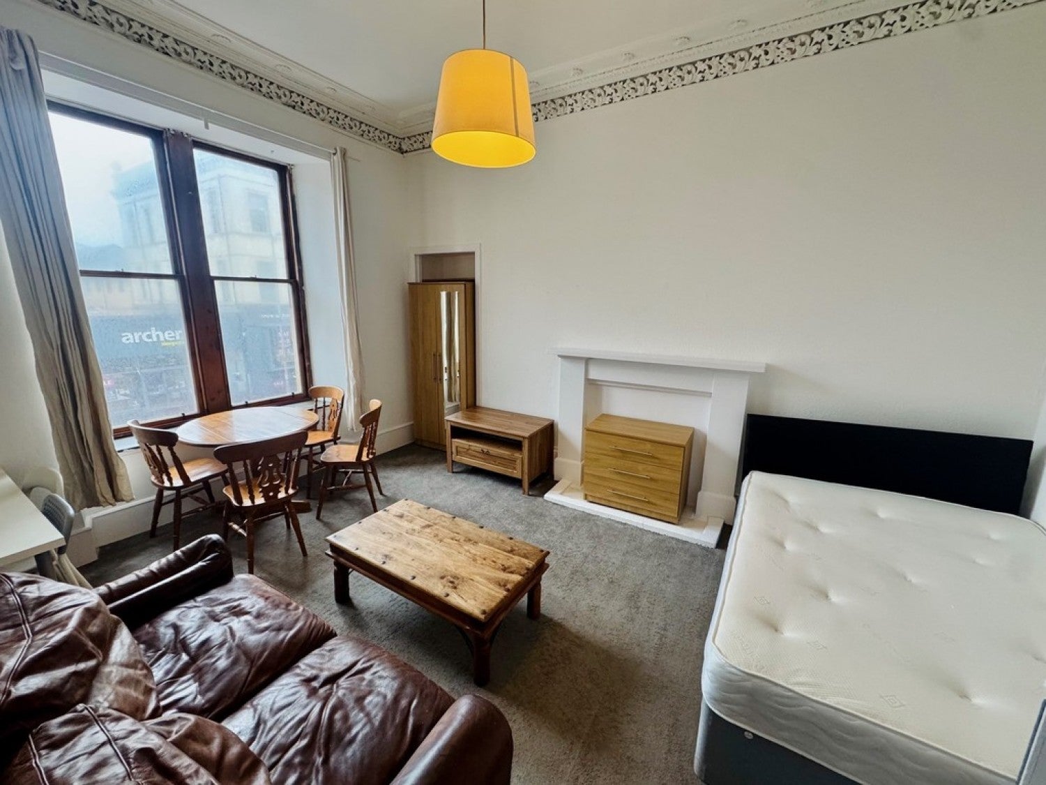 Room Great Western Road in Glasgow