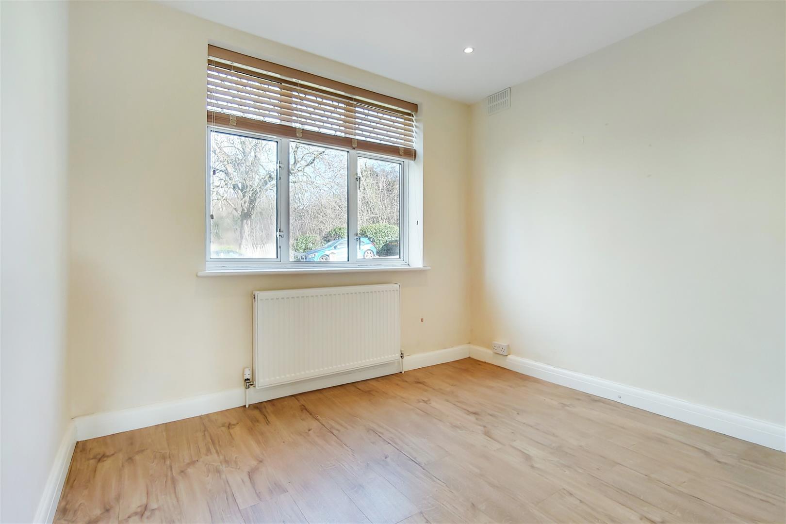 Flat Mill Vale in Greater London